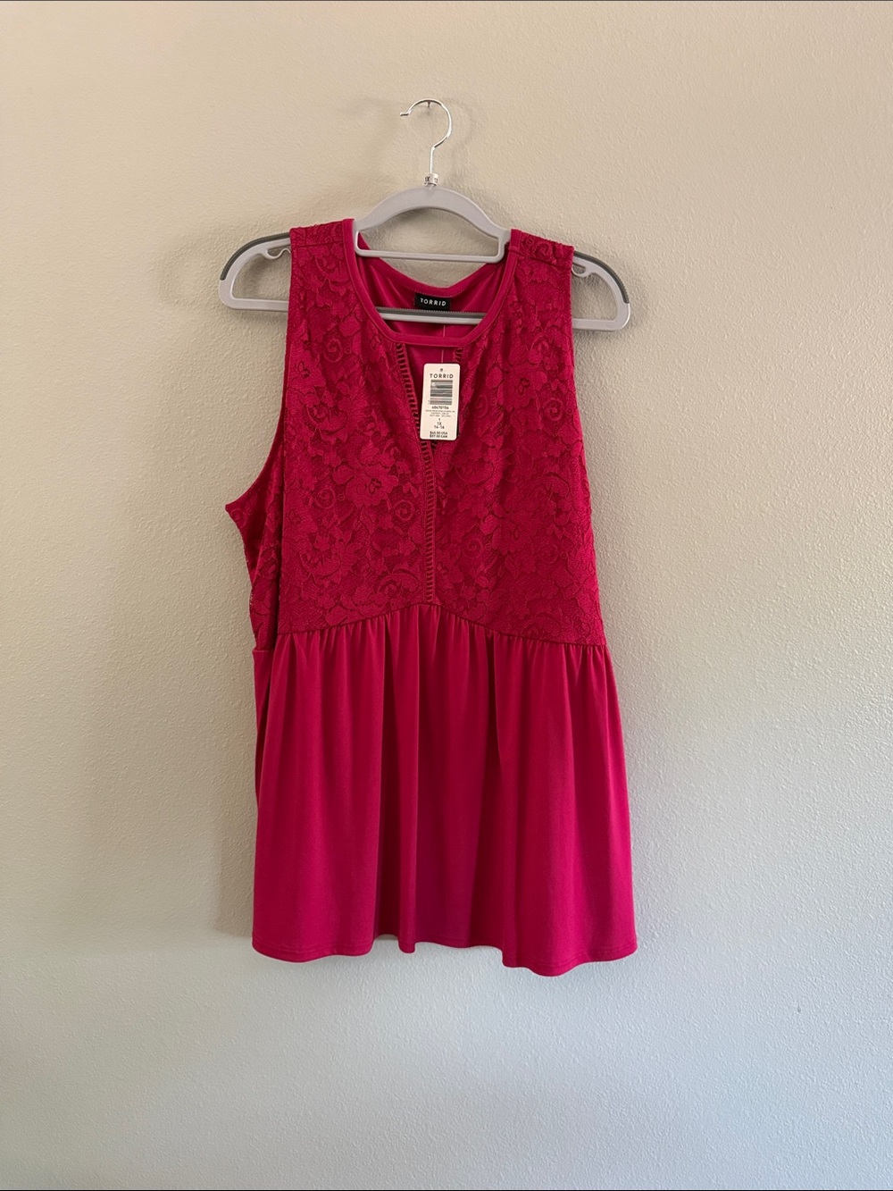 torrid Lace Bodice Sleeveless top in Fuchsia